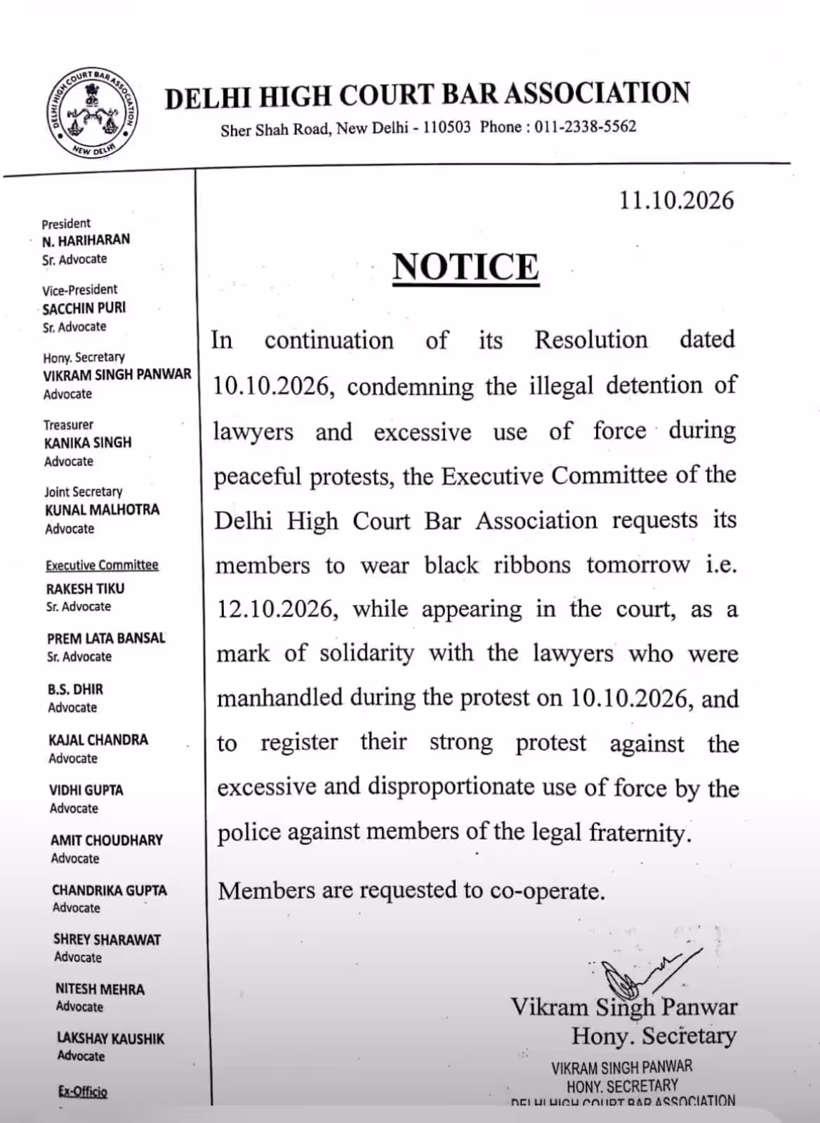आज काली पट्टी पहनकर अदालतों में उतरे दिल्ली HC के वकील, जानें क्यों
